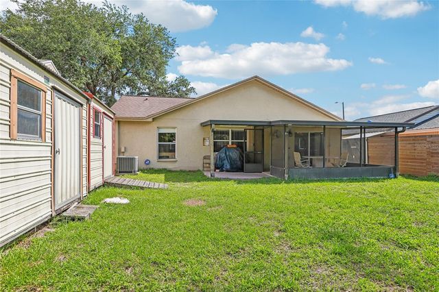 8208 RIVERBOAT DRIVE, Tampa, FL 33637