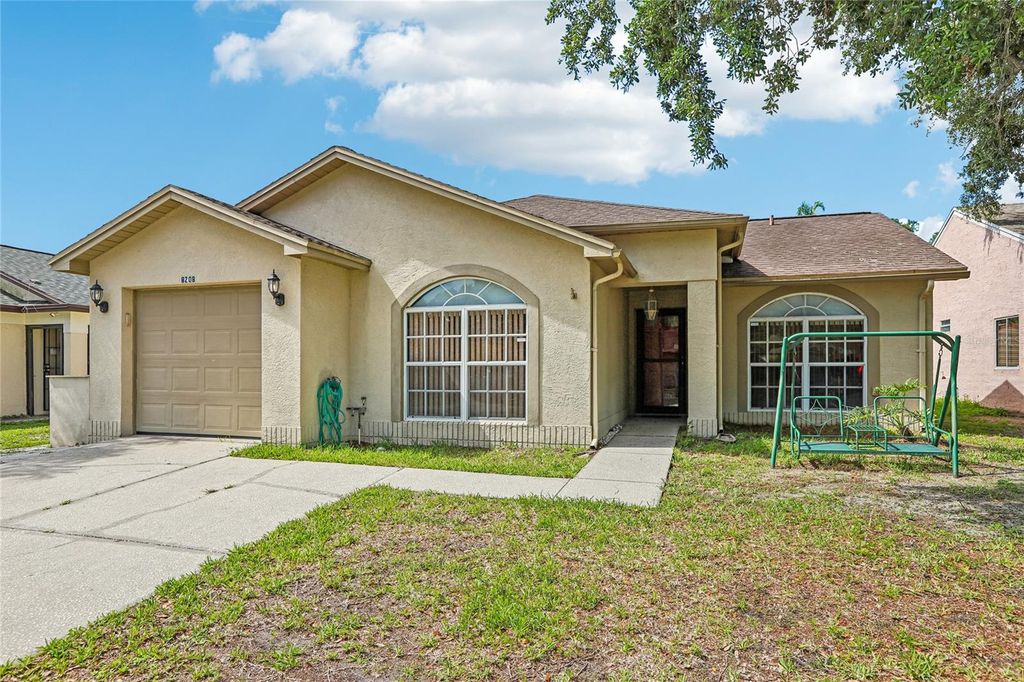 8208 RIVERBOAT DRIVE, Tampa, FL 33637