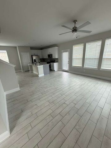 1219 Triton Drive, Seagoville, TX 75159