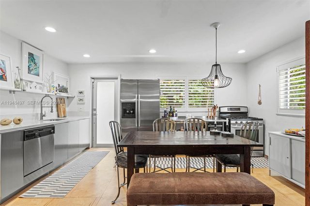 1360 SW 14th St, Miami, FL 33145