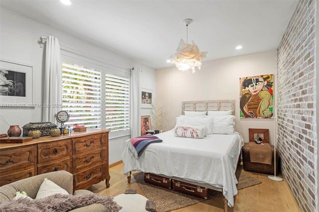 1360 SW 14th St, Miami, FL 33145