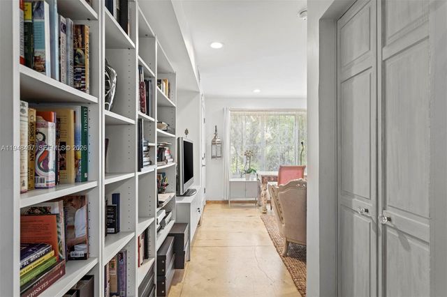 1360 SW 14th St, Miami, FL 33145