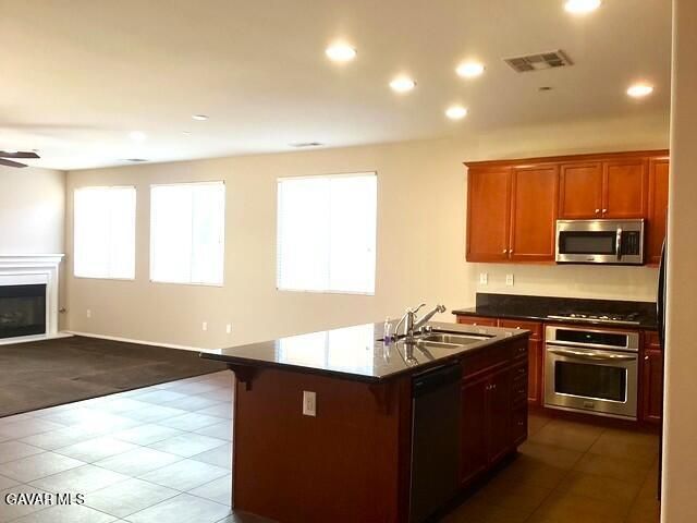 3832 W Avenue J11 Avenue, Lancaster, CA 93536