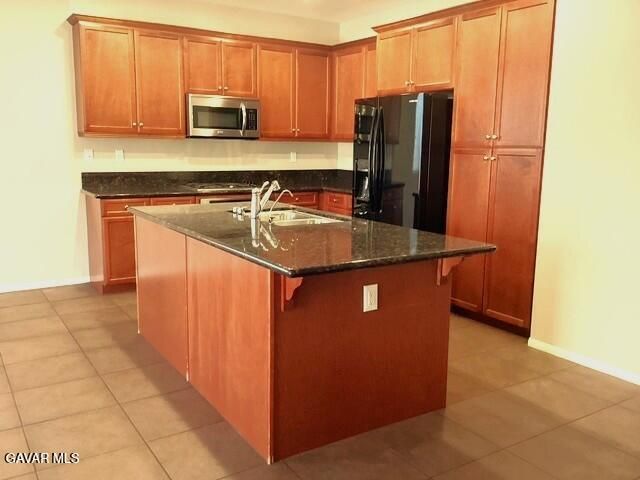 3832 W Avenue J11 Avenue, Lancaster, CA 93536