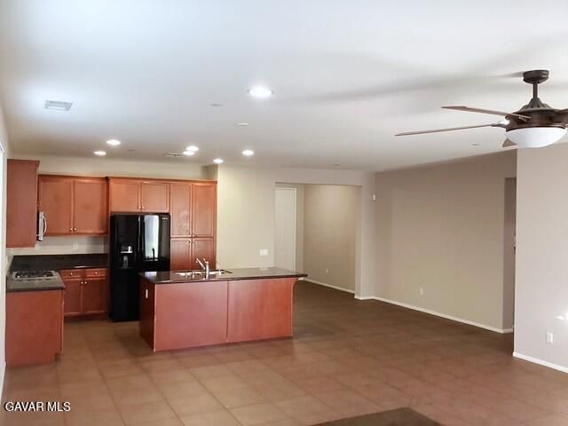 3832 W Avenue J11 Avenue, Lancaster, CA 93536