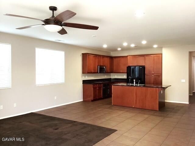 3832 W Avenue J11 Avenue, Lancaster, CA 93536