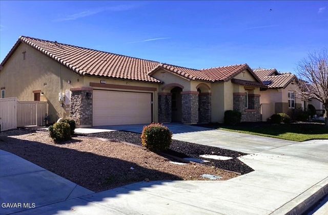 3832 W Avenue J11 Avenue, Lancaster, CA 93536