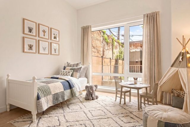 218 23RD Street GARDEN, New York City, NY 11232