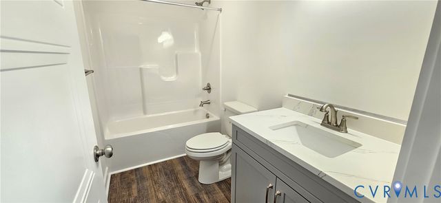 1929 Howerton Rd, Dunnsville, VA 22454