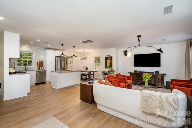 3524 Donovan Place, Charlotte, NC 28215