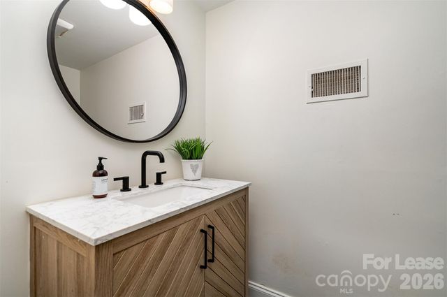 3524 Donovan Place, Charlotte, NC 28215