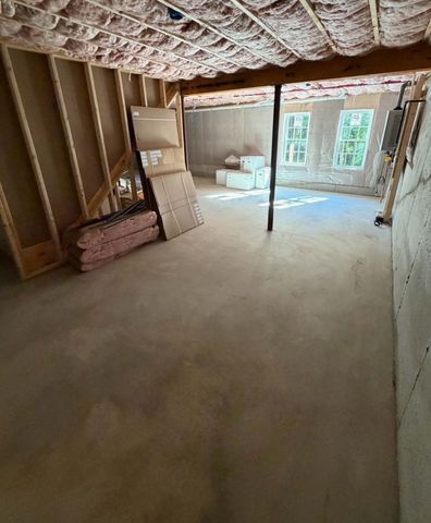 47 North Main Street, Freetown, MA 02702