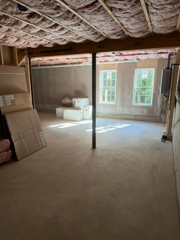 47 North Main Street, Freetown, MA 02702