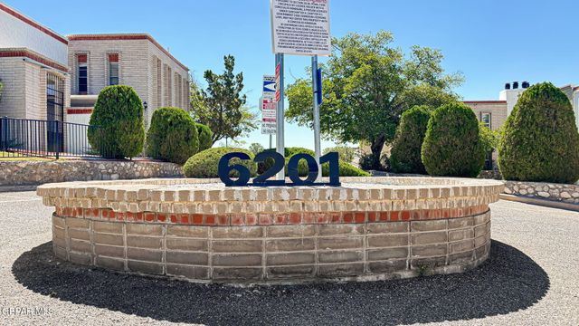 6201 ESCONDIDO Drive 19G, El Paso, TX 79912