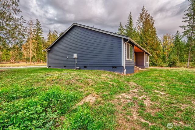 37816 99th Avenue Ct E, Eatonville, WA 98328