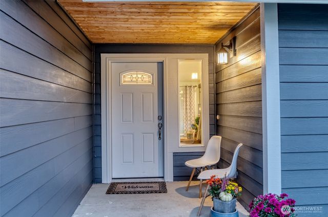 37816 99th Avenue Ct E, Eatonville, WA 98328