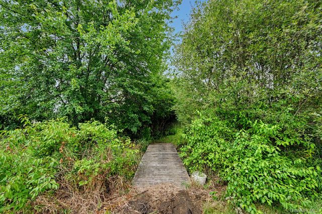 14 Storm Drive, Poughquag, NY 12570
