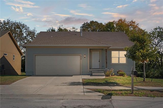 719 Samantha Lane, Belton, MO 64012