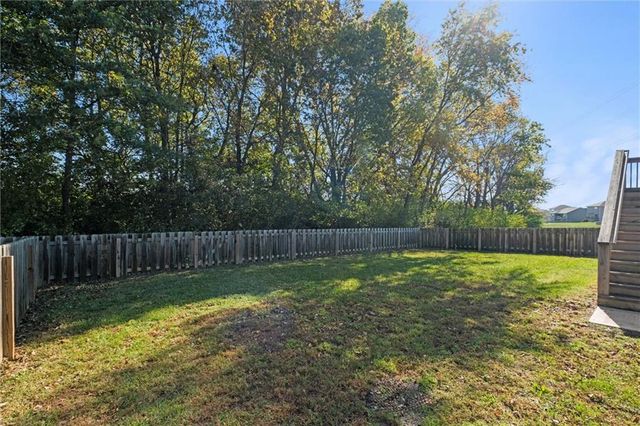 719 Samantha Lane, Belton, MO 64012