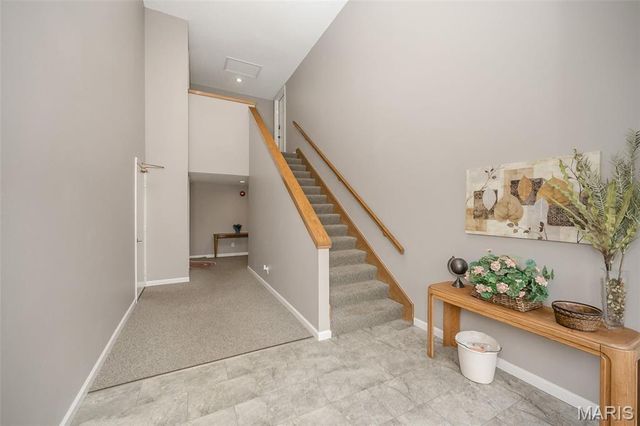 2316 Seven Pines Drive 1, St Louis, MO 63146