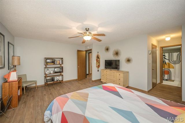 2316 Seven Pines Drive 1, St Louis, MO 63146