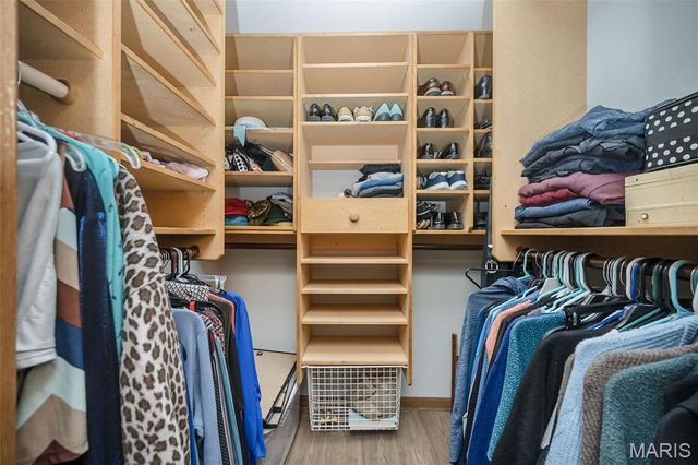 2316 Seven Pines Drive 1, St Louis, MO 63146