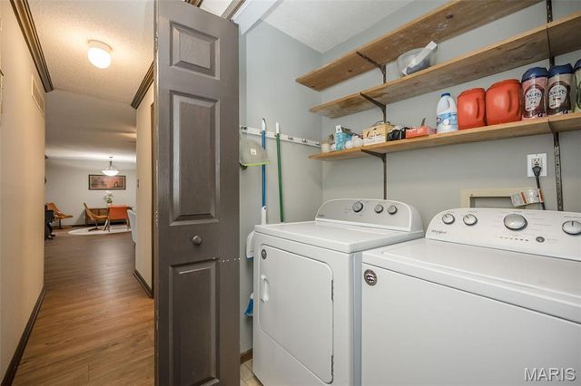 2316 Seven Pines Drive 1, St Louis, MO 63146