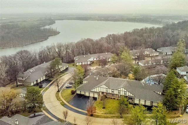 2316 Seven Pines Drive 1, St Louis, MO 63146