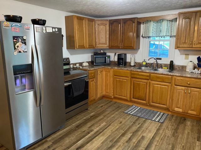 999 S Ky 3438, Cannon, KY 40923