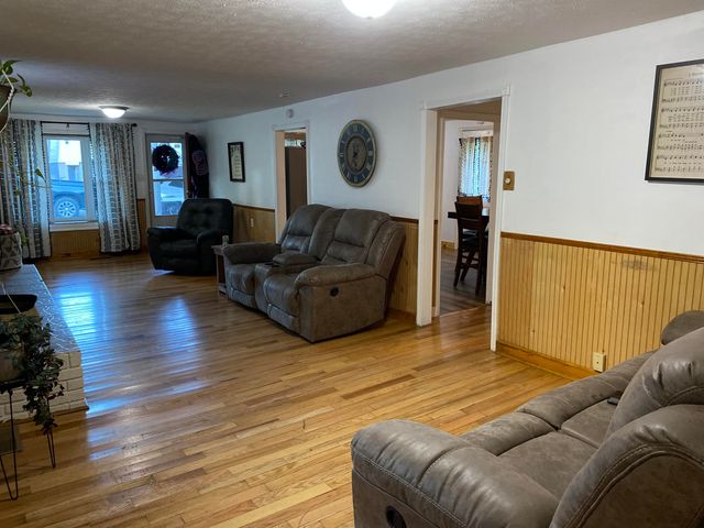 999 S Ky 3438, Cannon, KY 40923