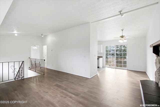 1130 W 71st Court, Anchorage, AK 99518