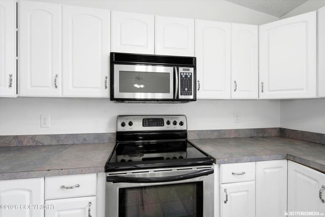 1130 W 71st Court, Anchorage, AK 99518