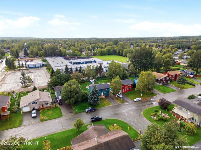 1130 W 71st Court, Anchorage, AK 99518