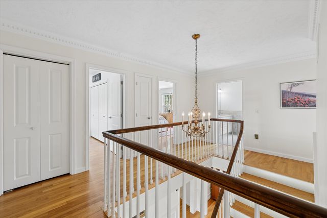 10 Puritan Drive, Bedford, NH 03110