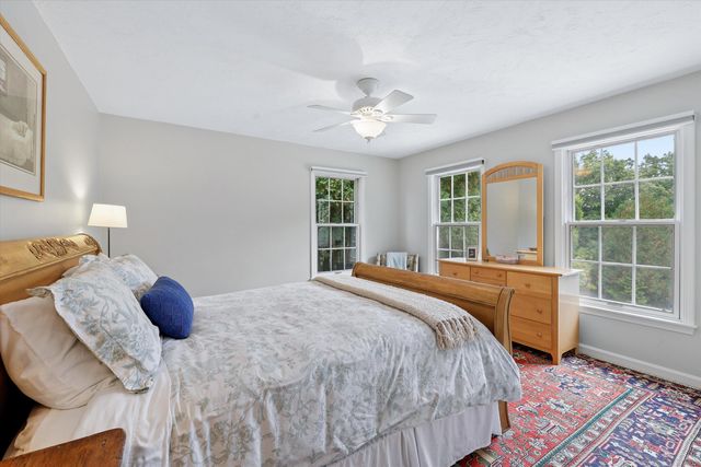 10 Puritan Drive, Bedford, NH 03110