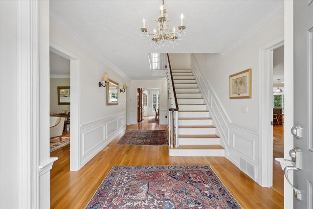 10 Puritan Drive, Bedford, NH 03110