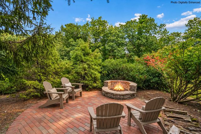 10 Puritan Drive, Bedford, NH 03110