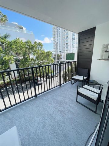 3000 Riomar Street 307, Fort Lauderdale, FL 33304