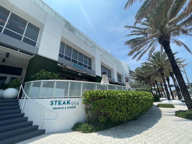 3000 Riomar Street 307, Fort Lauderdale, FL 33304