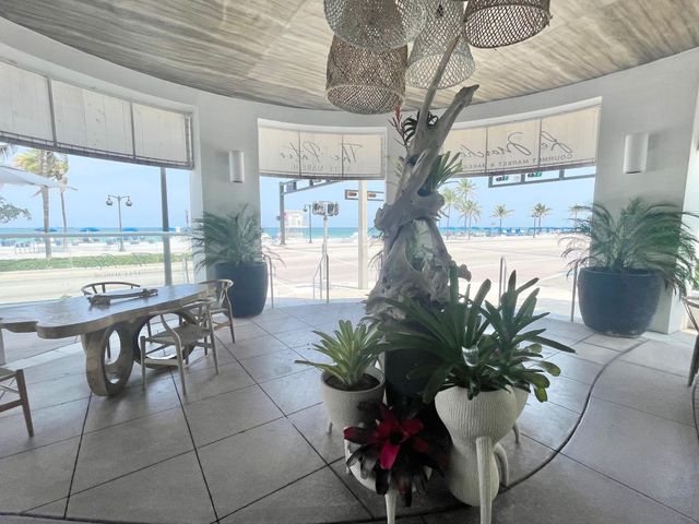 3000 Riomar Street 307, Fort Lauderdale, FL 33304