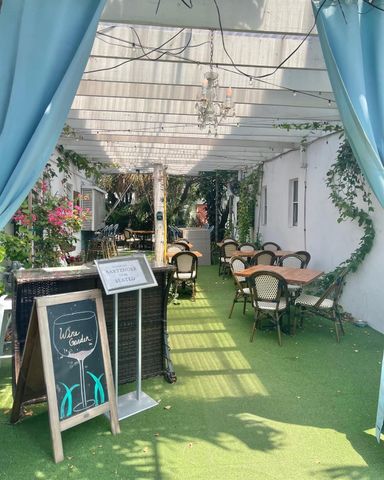 3000 Riomar Street 307, Fort Lauderdale, FL 33304