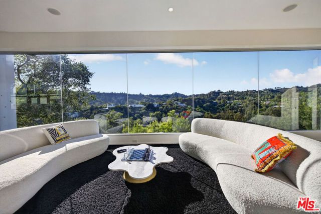 9716 Oak Pass Road, Beverly Hills, CA 90210