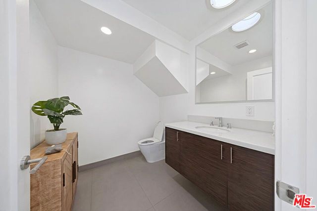 9716 Oak Pass Road, Beverly Hills, CA 90210
