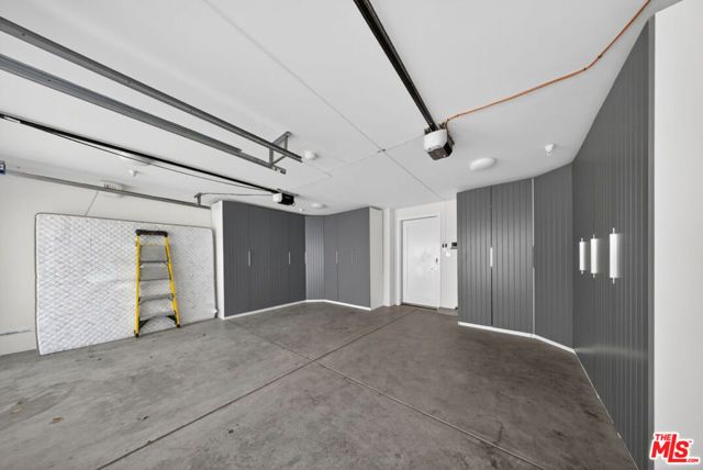 9716 Oak Pass Road, Beverly Hills, CA 90210