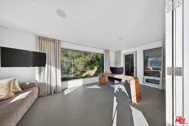 9716 Oak Pass Road, Beverly Hills, CA 90210