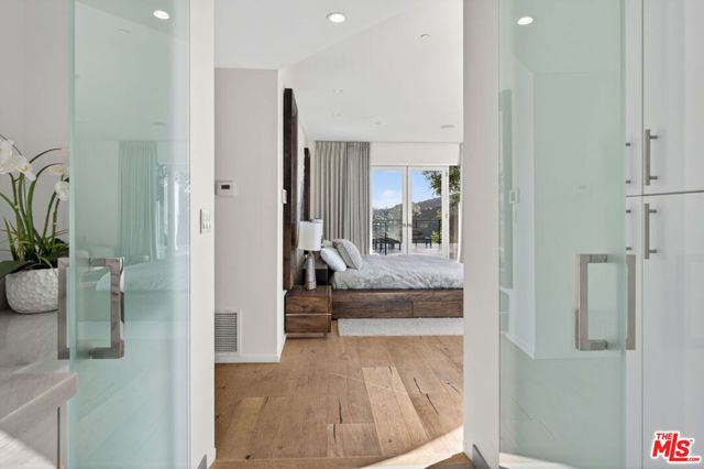 9716 Oak Pass Road, Beverly Hills, CA 90210
