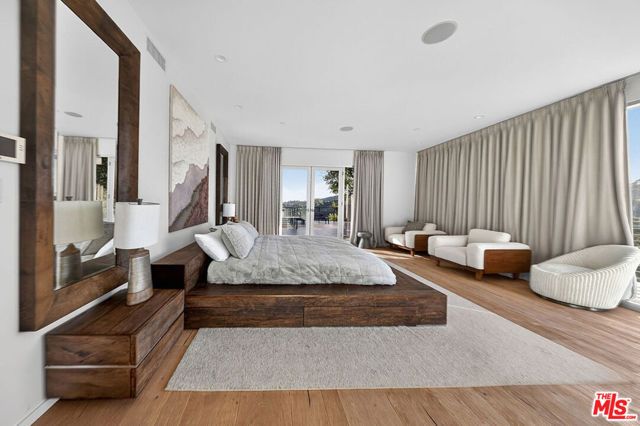9716 Oak Pass Road, Beverly Hills, CA 90210