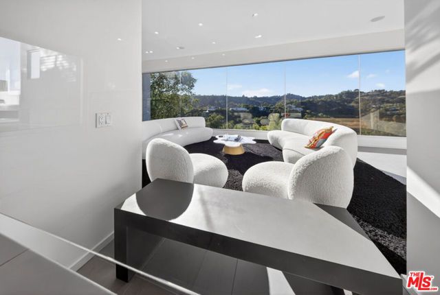 9716 Oak Pass Road, Beverly Hills, CA 90210