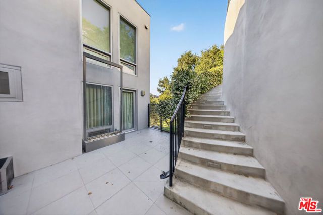 9716 Oak Pass Road, Beverly Hills, CA 90210