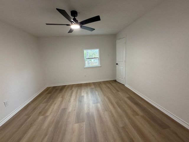 1045 Cypress Circle, Waskom, TX 75692